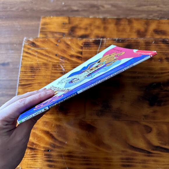 Vintage 1998 Scooby-Doo! & The Mummy's Curse Paperback Chapter Book - Picture 8 of 8